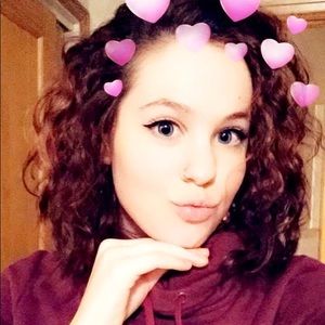 Meet your Posher, Kylee